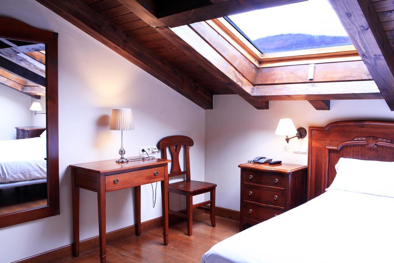 Hostal Antxitonea Елісондо Екстер'єр фото