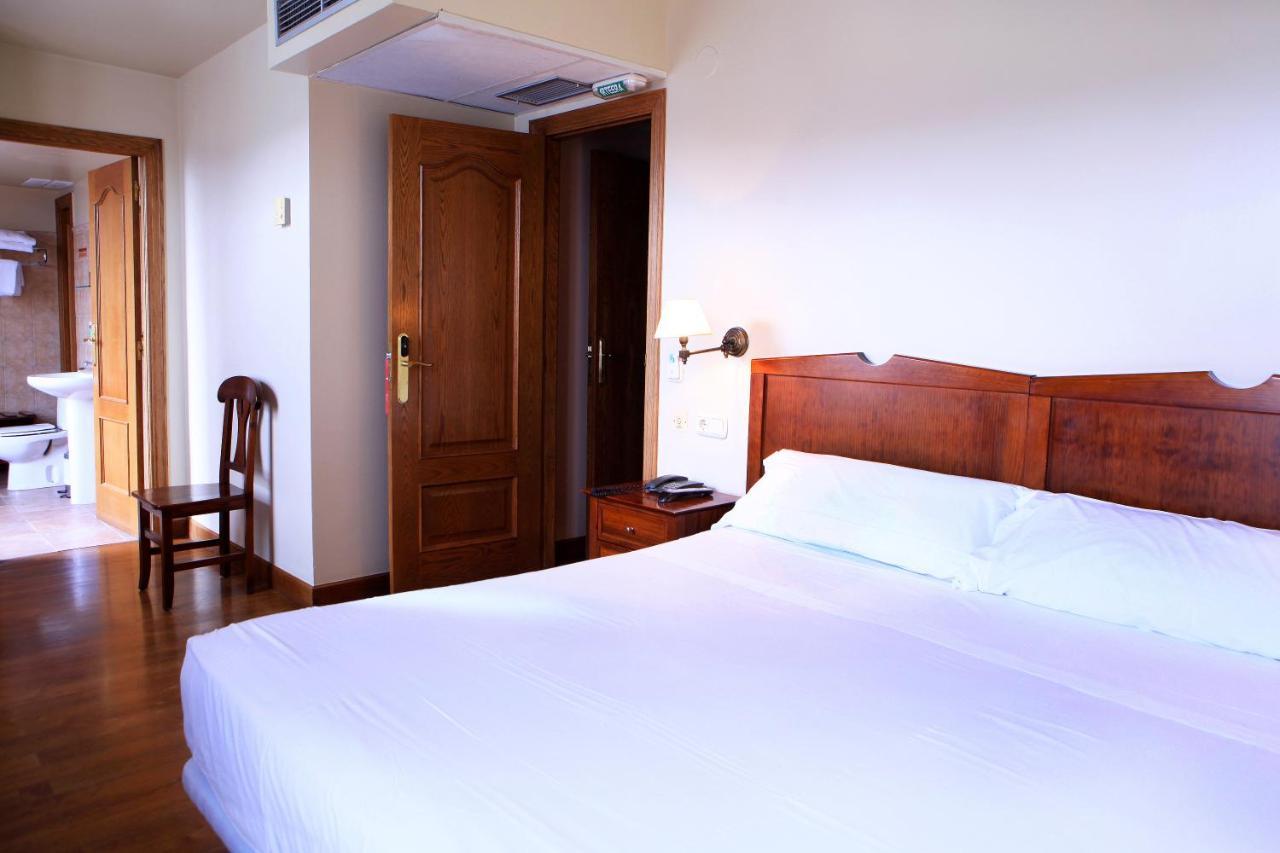 Hostal Antxitonea Елісондо Екстер'єр фото