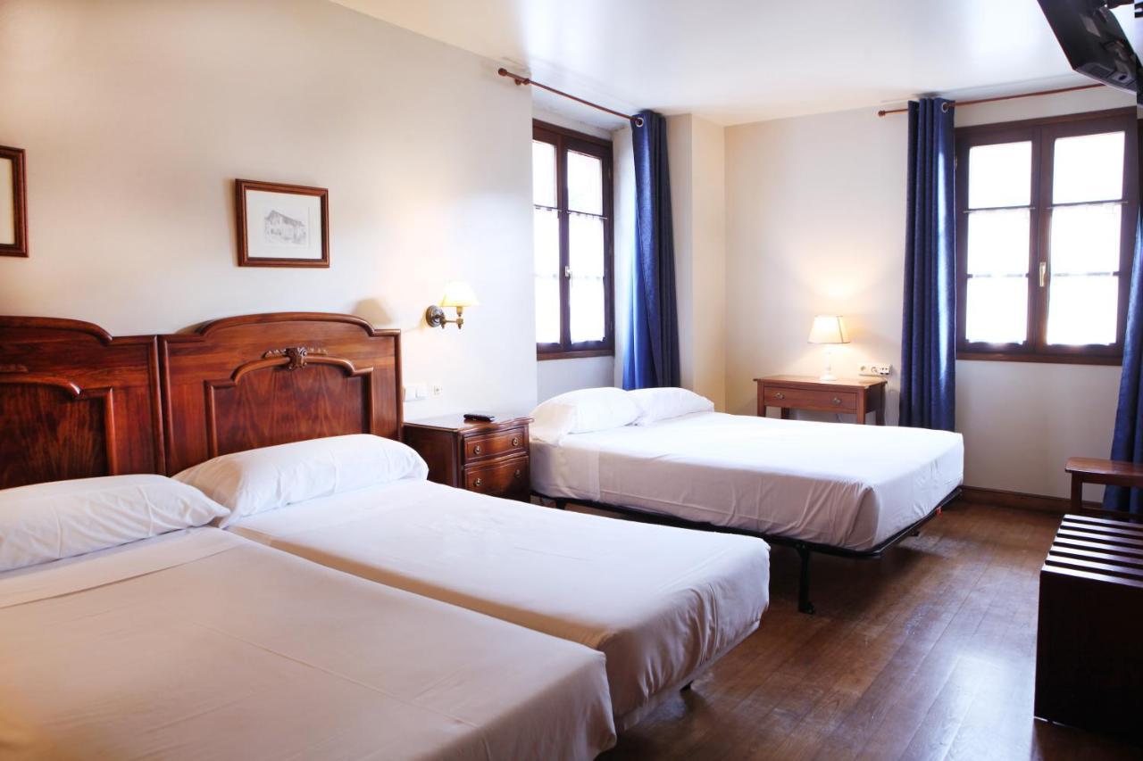 Hostal Antxitonea Елісондо Екстер'єр фото